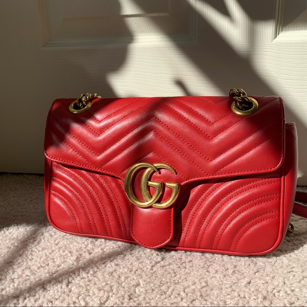 Authentic Gucci Marmont Medium Matelasse Shoulder Bag